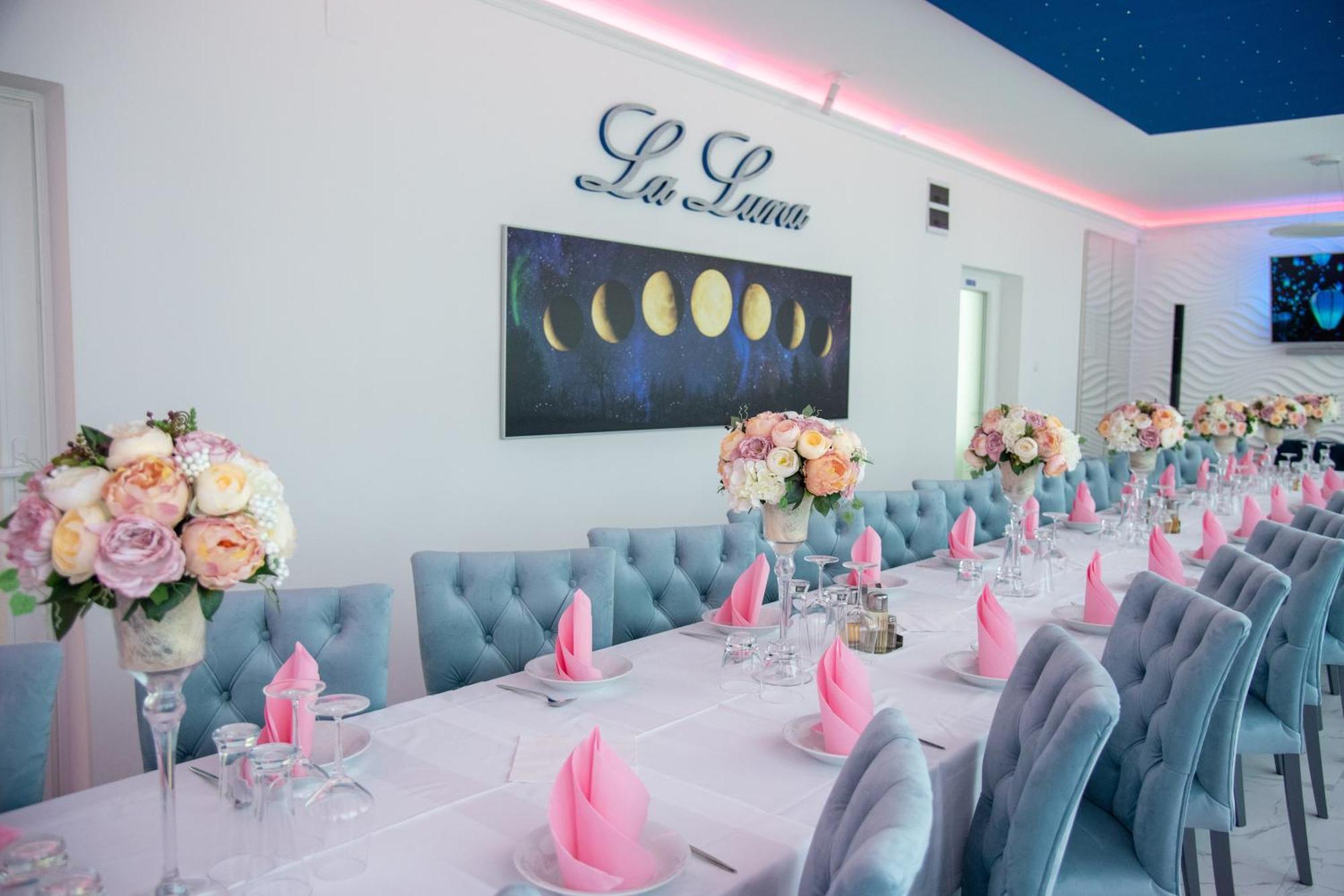 La Luna Premium Deluxe Apartment With Free Jacuzzi, Bikes & Covered Parking Nasice Екстер'єр фото